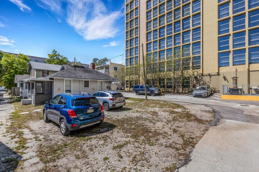 More Photos Of 7 Rhoda Ct S, Saint Petersburg Specialty For Sale