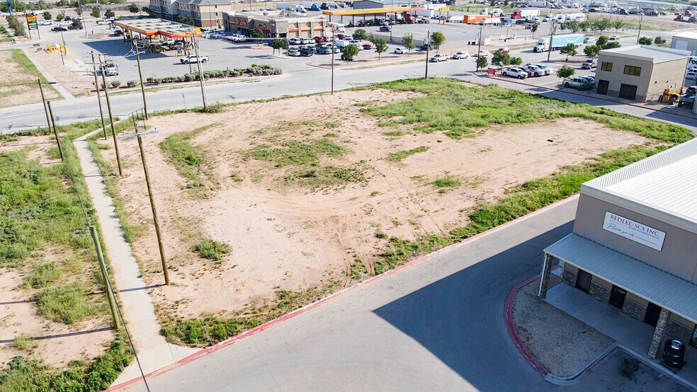 More Photos Of 3101 Antelope Trail, Midland Land For Sale