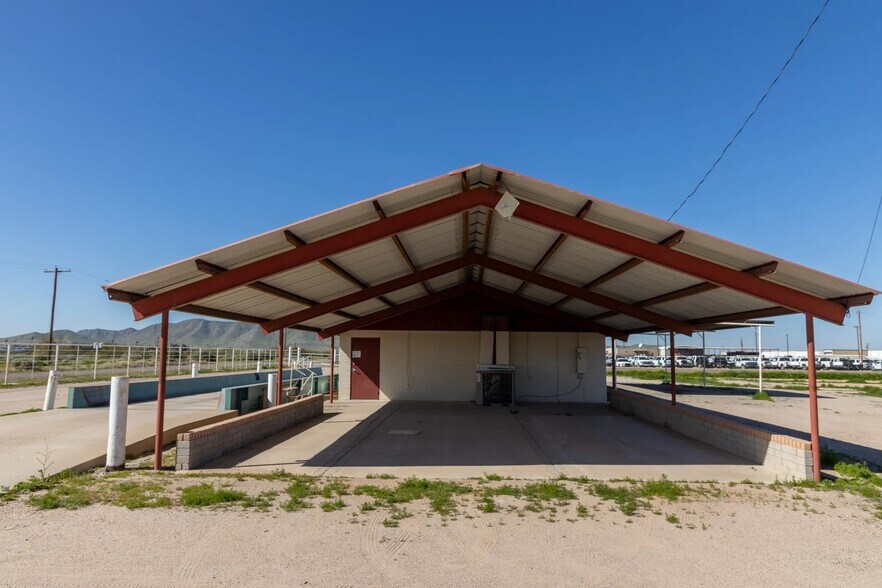 More Photos Of 6553 S Guano Rd, Eloy Warehouse For Sale