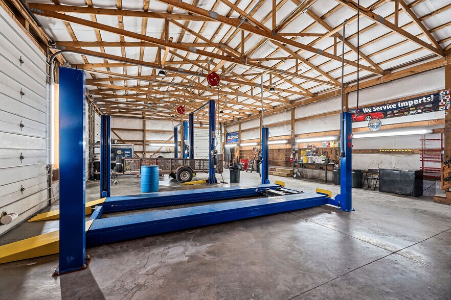 More Photos Of 209 Mountain Rd, Livingston Self Storage For Sale