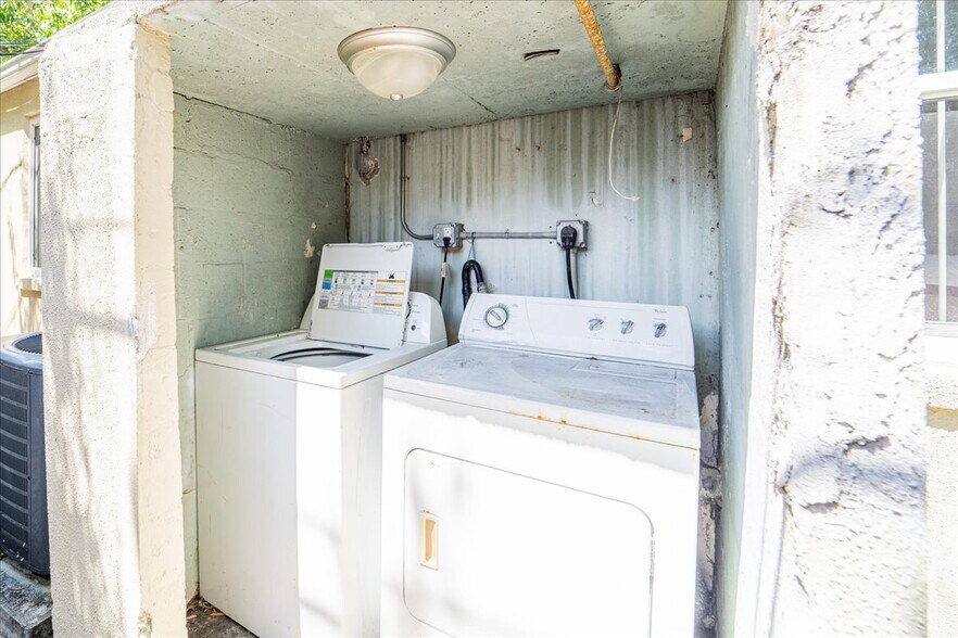More Photos Of 216 NE 18th Ave, Pompano Beach Apartments For Sale