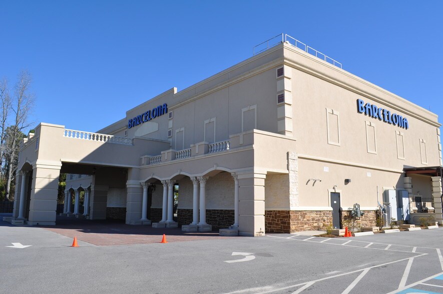 More Photos Of 1501 Skibo Rd, Fayetteville General Retail For Sale