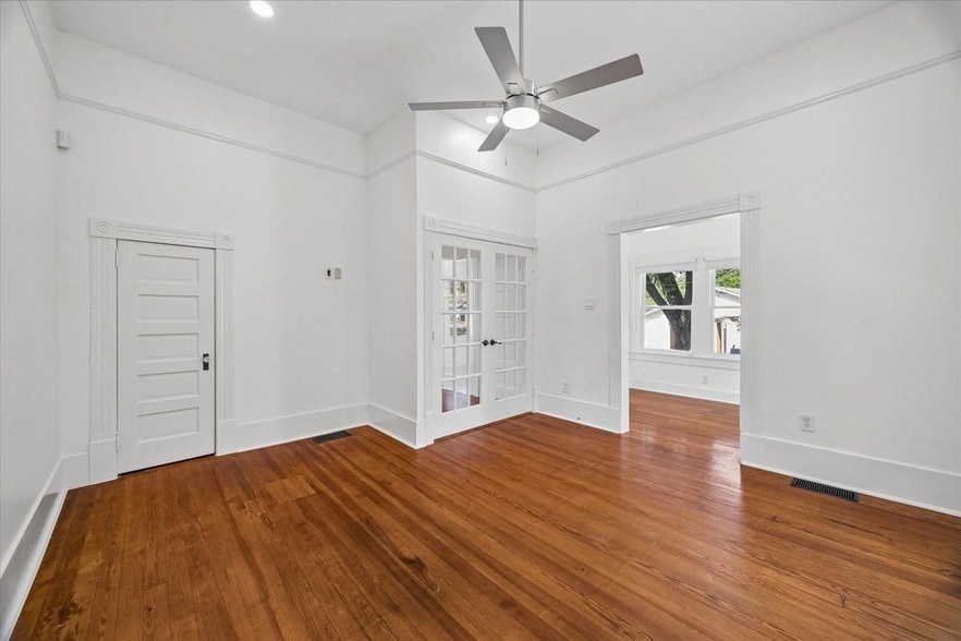 More Photos Of 1229 Heights Blvd, Houston Loft Creative Space For Lease