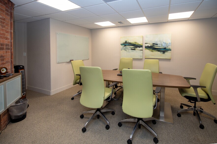 More Photos Of 515 Kimbark St, Longmont Office For Lease
