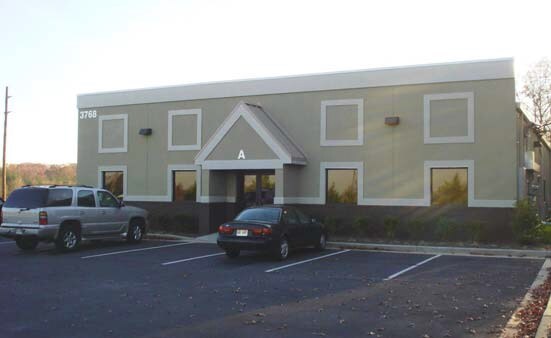 More Photos Of 3768 Peachtree Crest Dr, Duluth Warehouse For Lease