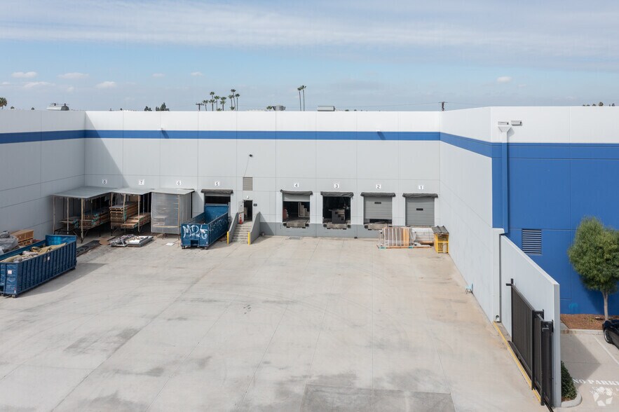 More Photos Of 11908 Washington Blvd, Whittier Warehouse For Lease