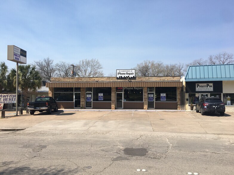 More Photos Of 3462 Blue Bonnet Cir, Fort Worth Storefront For Lease