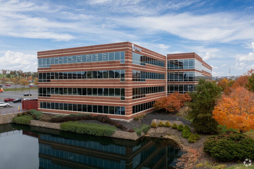 More Photos Of 9050 Centre Pointe Dr, West Chester Unknown For Lease