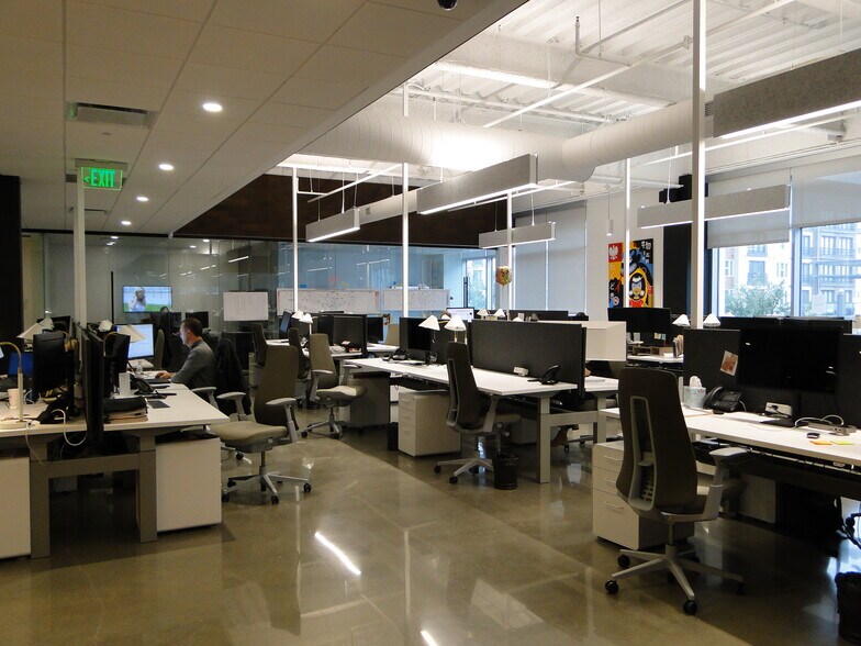 More Photos Of 7700 Windrose Ave, Plano Office For Lease