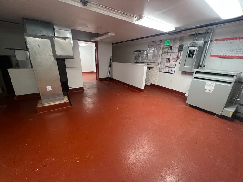 More Photos Of 1354 3rd Street Promenade, Santa Monica Restaurant For Lease