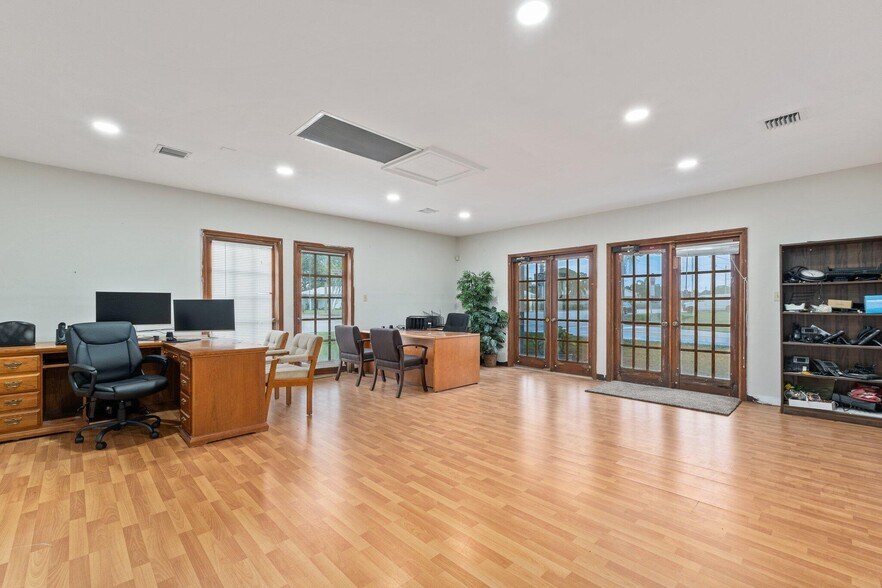 More Photos Of 1514 SE Port St Lucie Blvd, Port Saint Lucie Office Residential For Sale