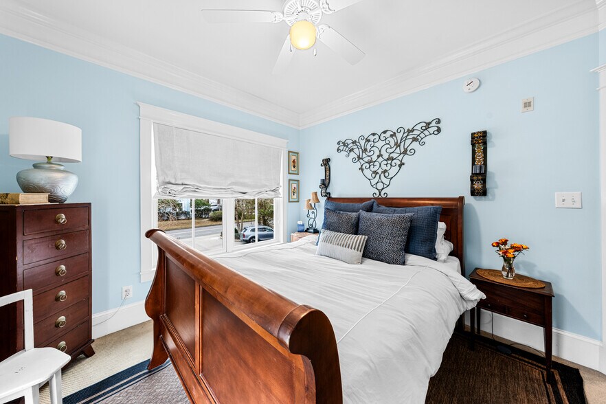 More Photos Of 202 S Mobile St, Fairhope Hospitality For Sale