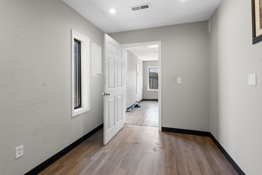 More Photos Of 5409 Charlotte Pike, Nashville Auto Dealership For Lease