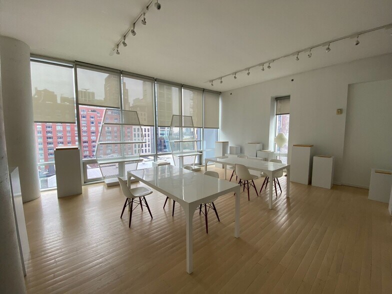 More Photos Of 543-545 W 25th St, New York Loft Creative Space For Lease