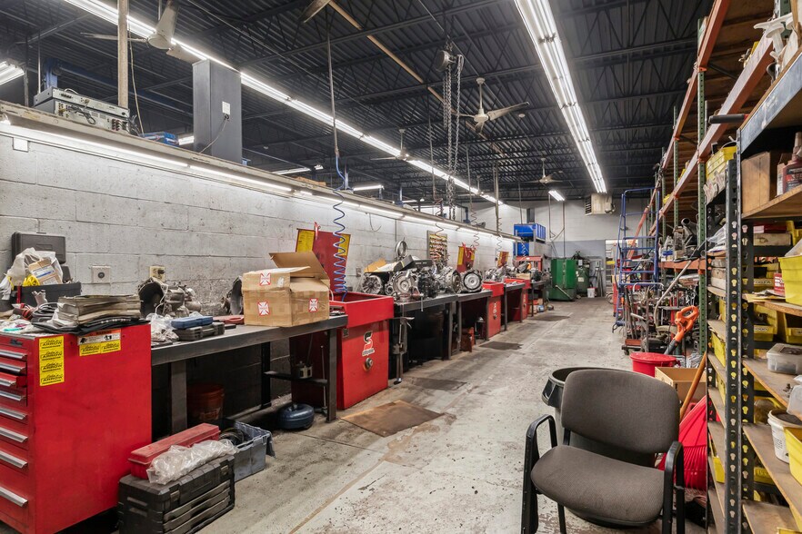 More Photos Of 332 E 159th St, Harvey Auto Repair For Sale