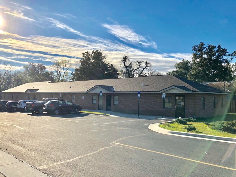 More Photos Of 506-508 Houston Ave NW, Live Oak Office For Sale