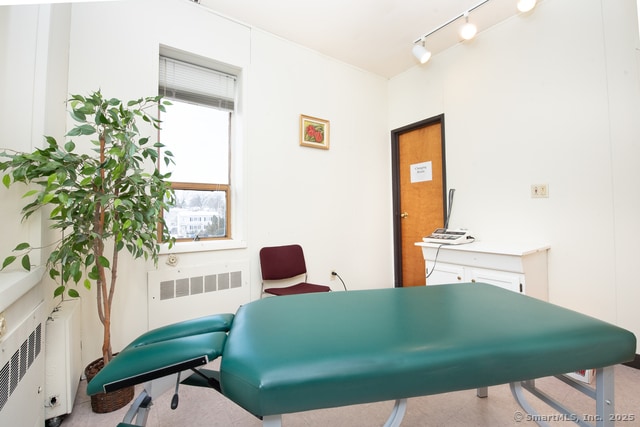 More Photos Of 3715 Main St, Bridgeport Medical For Lease