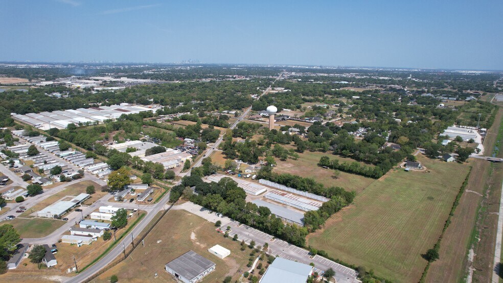 4931 Allen Genoa Rd, Pasadena, TX 77504 Self Storage For Sale
