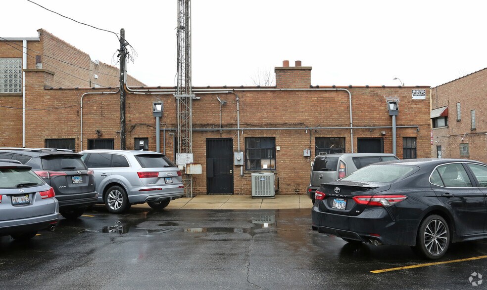 More Photos Of 7359-7363 W North Ave, River Forest Storefront For Sale