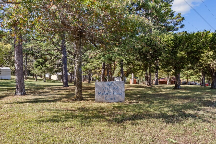 More Photos Of 10040 Pieper Rd, Potosi Manufactured Housing Mobile Home Park For Sale