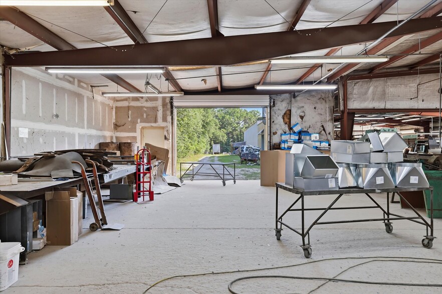 More Photos Of 4711 Capital Cir SW, Tallahassee Warehouse For Sale