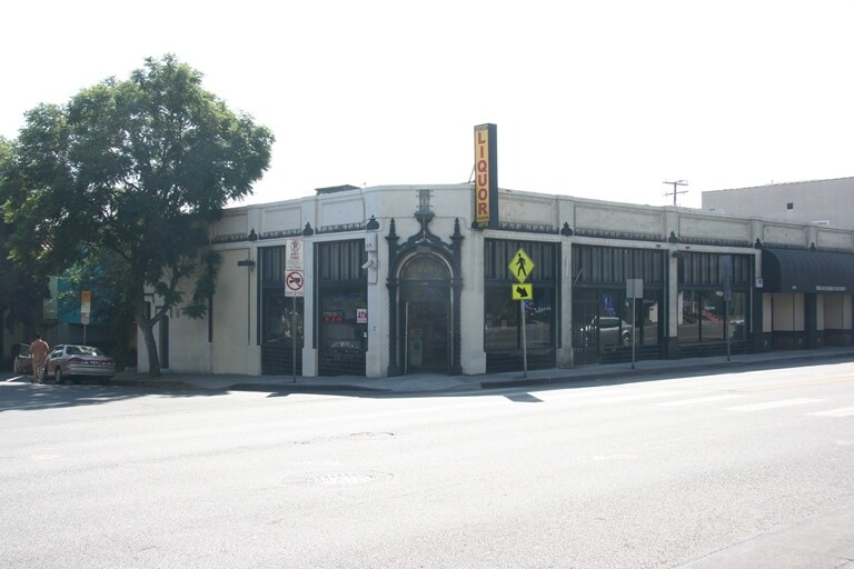 More Photos Of 7950-7958 Fountain Ave, West Hollywood Storefront Retail Office For Sale