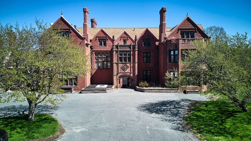 More Photos Of 349 Old Stockbridge Rd, Lenox Specialty For Sale