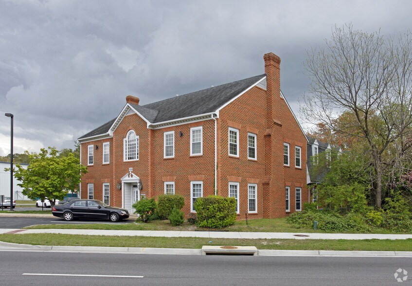 More Photos Of 12528 Warwick Blvd, Newport News Office For Lease