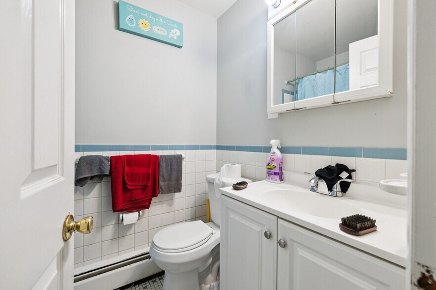 More Photos Of 301 E Brown St, Norristown Multifamily For Sale