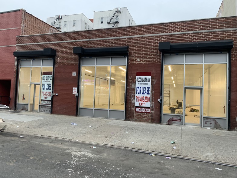 Primary Photo Of 2184 Jerome Ave, Bronx Storefront Retail Office For Lease