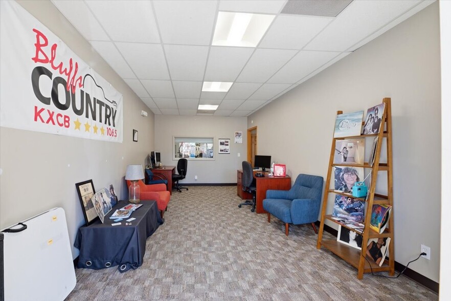 More Photos Of 600 S 4th St, Council Bluffs Office For Lease