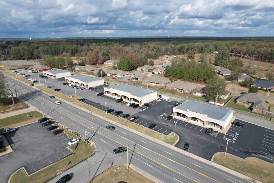 Primary Photo Of 7400-7403 Dollarway Rd, White Hall Unknown For Lease