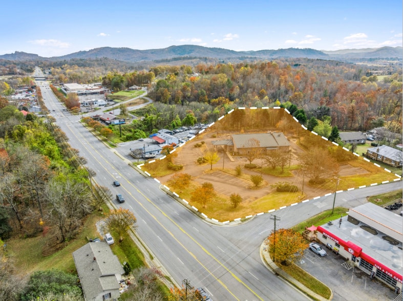 More Photos Of 2006 S Sterling St, Morganton Freestanding For Sale