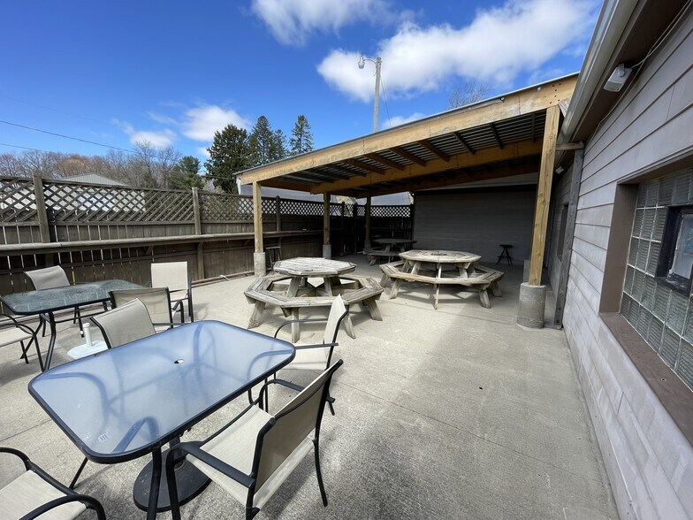 More Photos Of 12550 Airport Hwy, Swanton Bar For Sale