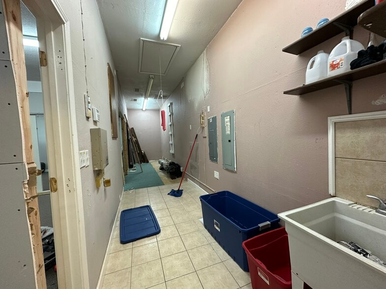 More Photos Of 13570 US Highway 287, Bellevue Auto Repair For Sale