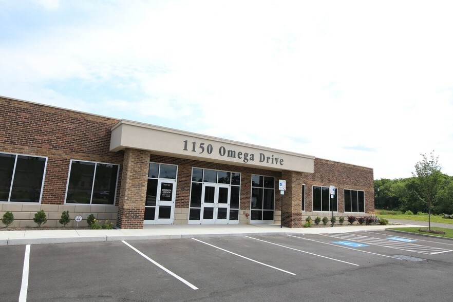 Primary Photo Of 1150 Omega Dr, Hagerstown Medical For Sale