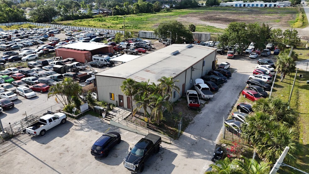 Primary Photo Of 6445 33rd E st, Sarasota Warehouse For Sale