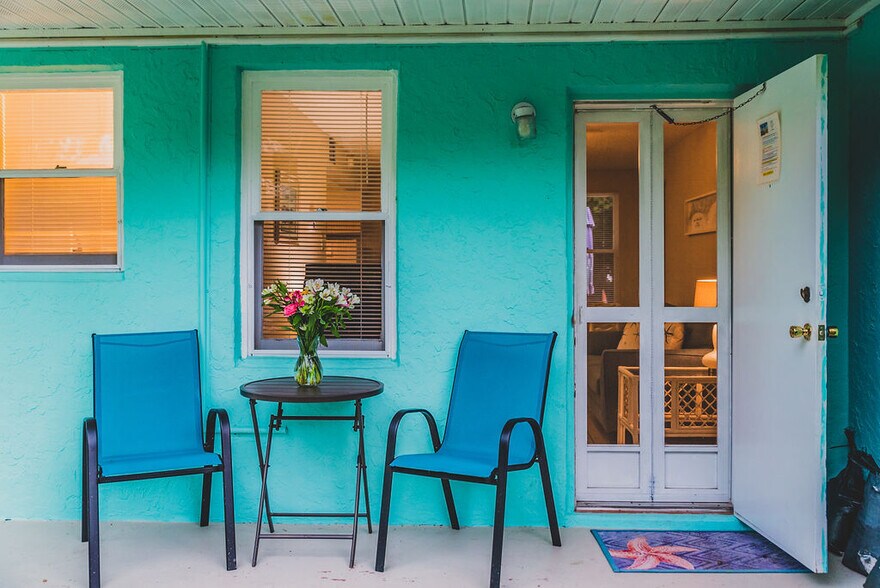 More Photos Of 808 N Bay Blvd, Anna Maria Hotel For Sale