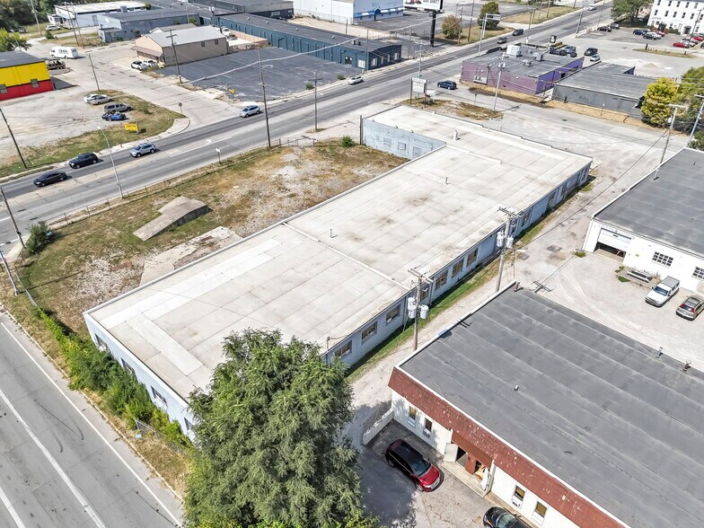 More Photos Of 2140 S High St, Columbus Storefront Retail Office For Lease