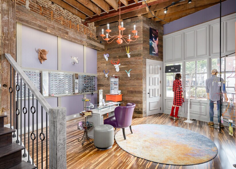 More Photos Of 109 N Court St, Florence Office For Sale