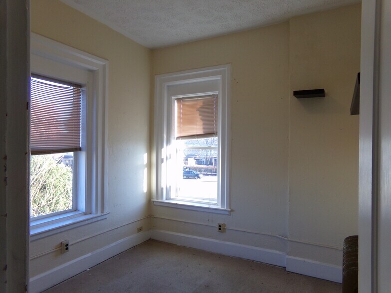 More Photos Of 721 Lincoln Way E, Massillon Office Residential For Sale