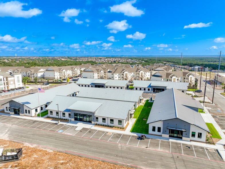 More Photos Of 211 Crossing Ave, San Antonio Unknown For Lease