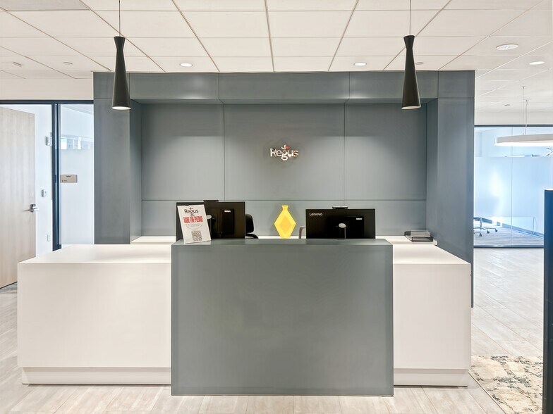 More Photos Of 191 peachtree St NE, Atlanta Office For Lease