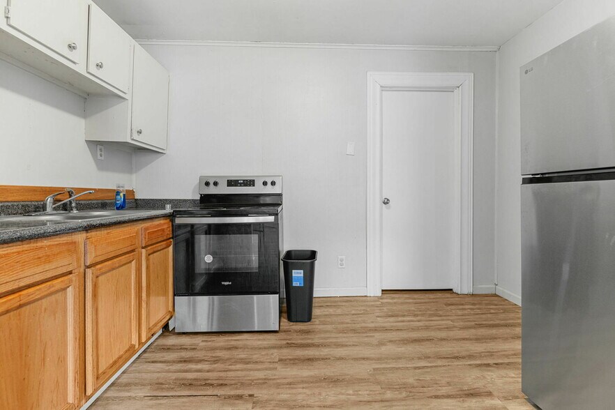 More Photos Of 1068 Wooddale Church Rd, Strawberry Plains Apartments For Sale