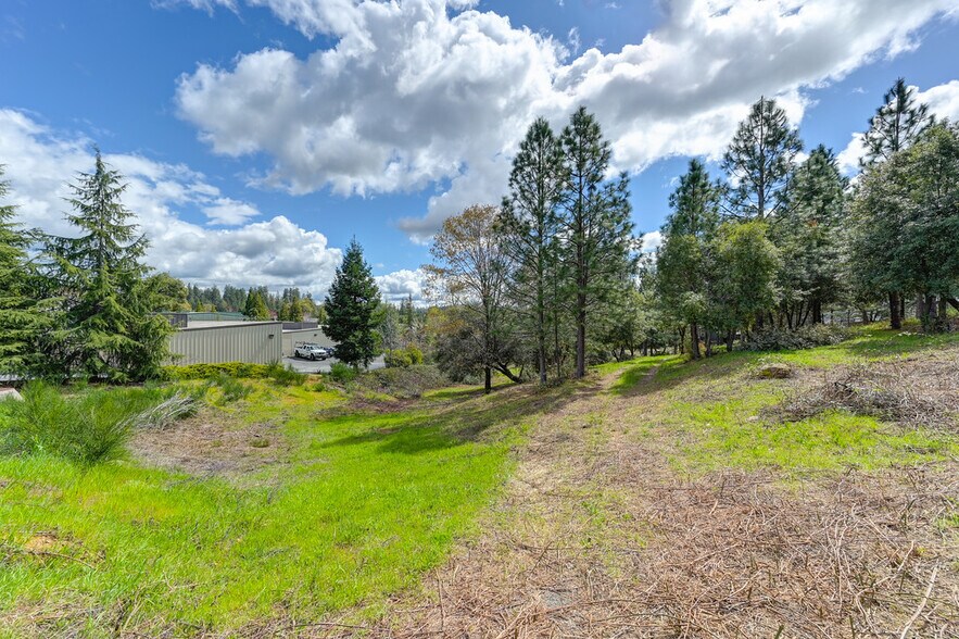 More Photos Of Whitcomb Ave, Colfax Land For Sale