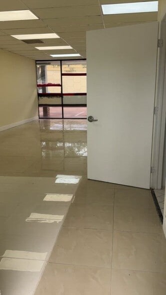Primary Photo Of 8600-8630 Sr-84, Fort Lauderdale Unknown For Lease