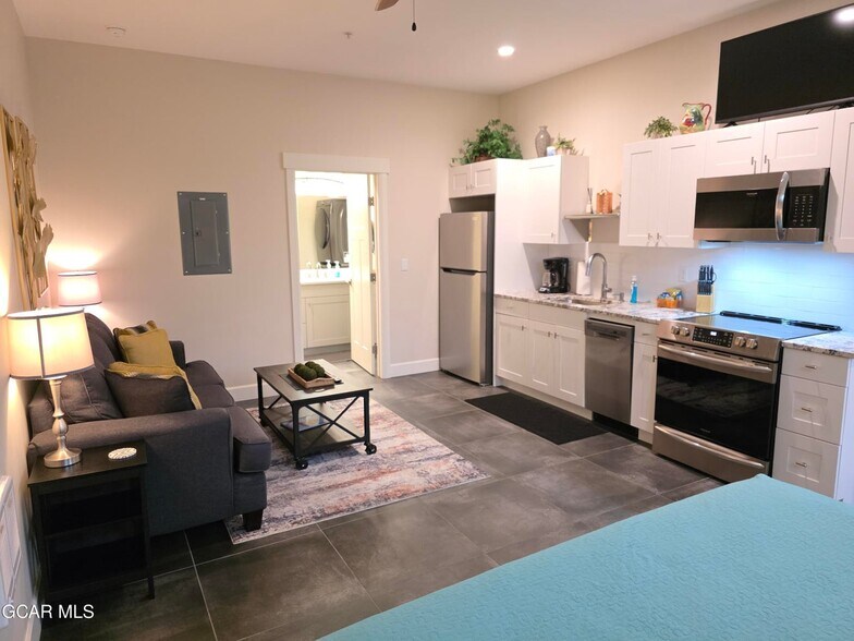 More Photos Of 800 Park Ave, Grand Lake Multifamily For Sale