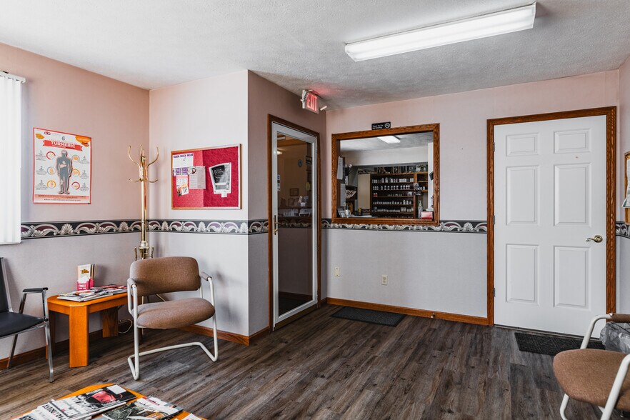 More Photos Of 800 Division St, Parkersburg Medical For Sale