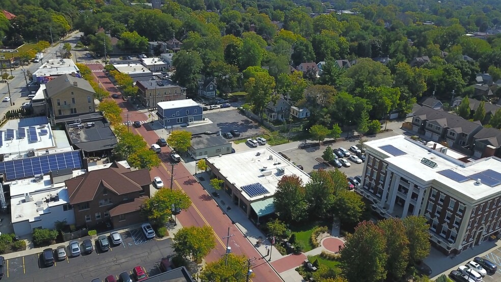 More Photos Of 924 Cherry St SE, Grand Rapids Storefront Retail Office For Lease