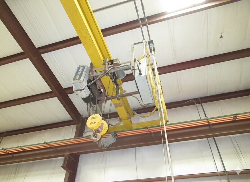 More Photos Of 9105 W Interstate 20, Midland Warehouse For Lease